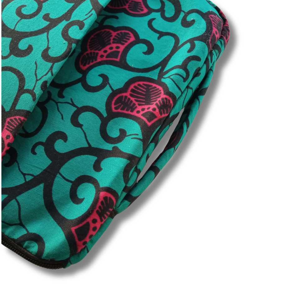 handle of ankara laptop bag