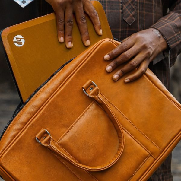 17 Inches Leather Laptop Bag | Laptop Briefcase Bag for Men/Women (Light Brown) - Image 9